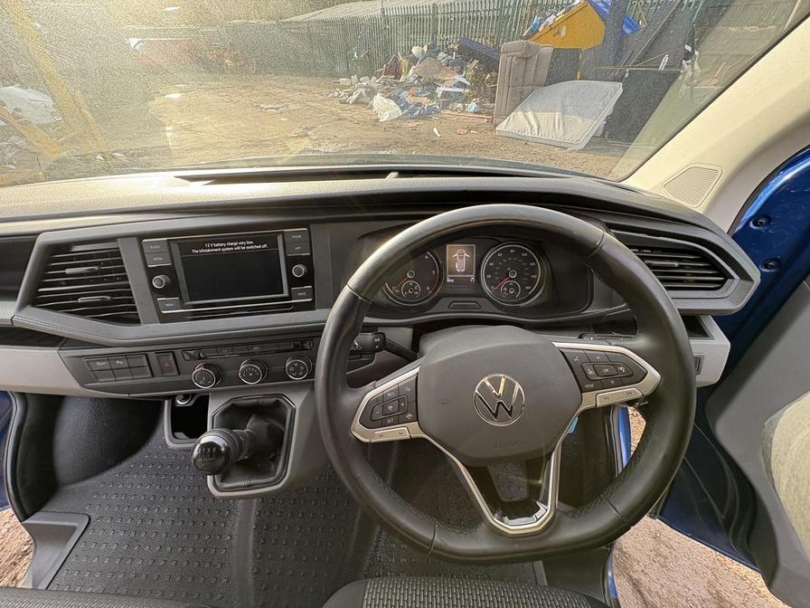 2024 Volkswagen Transporter – Model: Transporter T28 HighLine TDI – DU74BVC