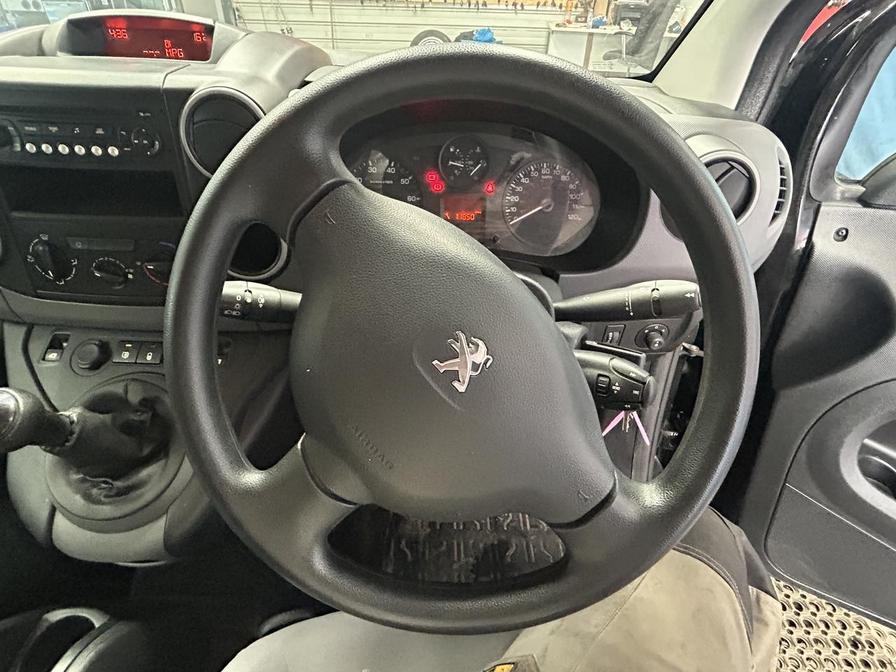 2016 Peugeot Partner – Model: Partner S L1 Blue HDi – NV16XHD