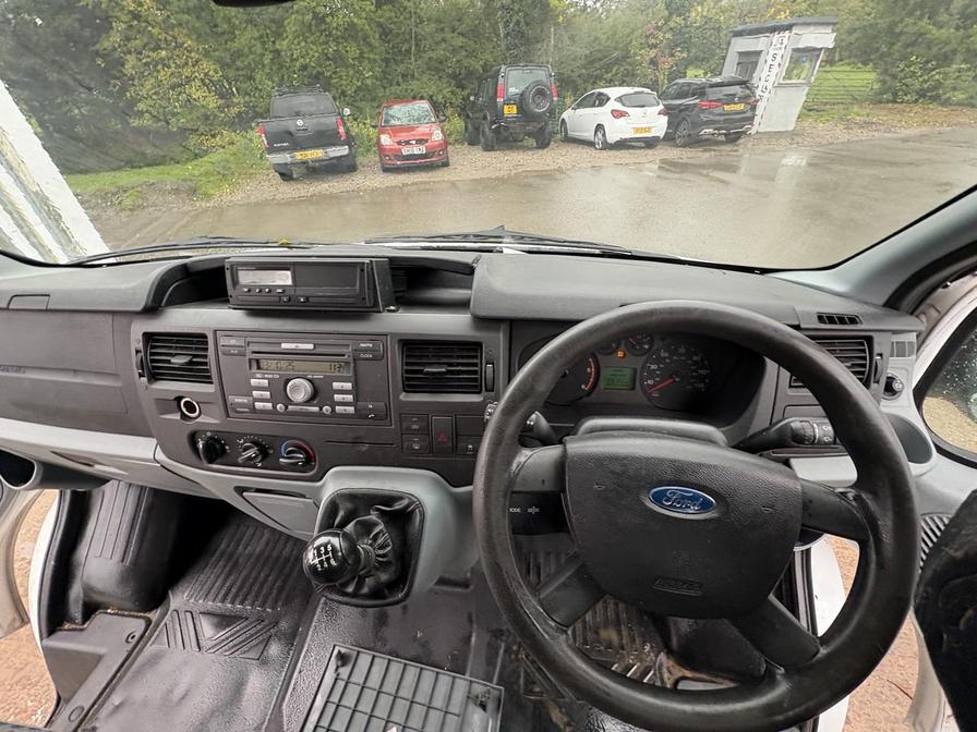 2008 Ford Transit Transit 100 15-Seat RWD – SJ08ZFL