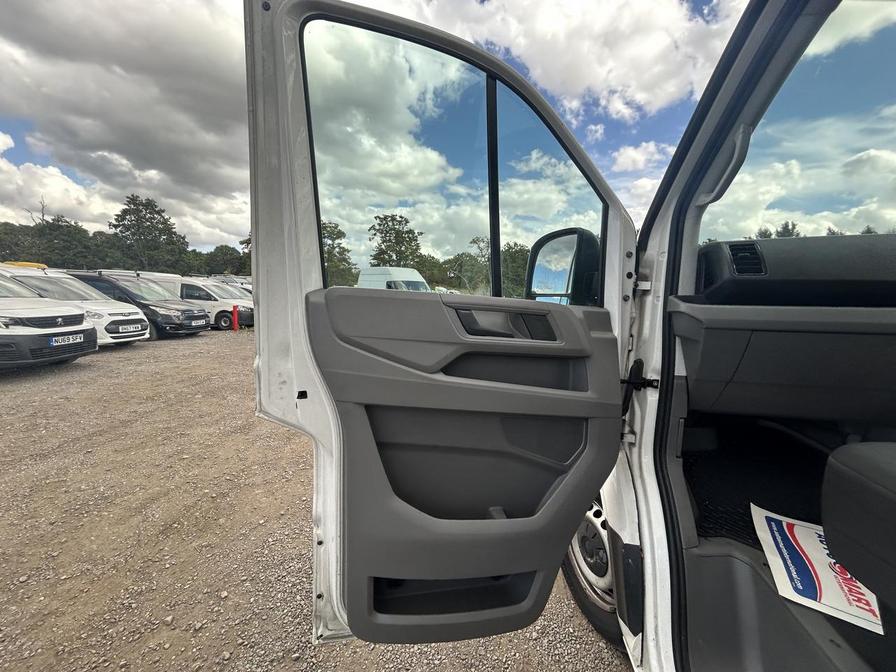 2018 Volkswagen Crafter – Model: Crafter CR35 Startline TDI – GJ68ZRT