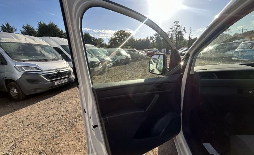 2016 Volkswagen Caddy Caddy C20+ Startline TDI – DX65XGJ