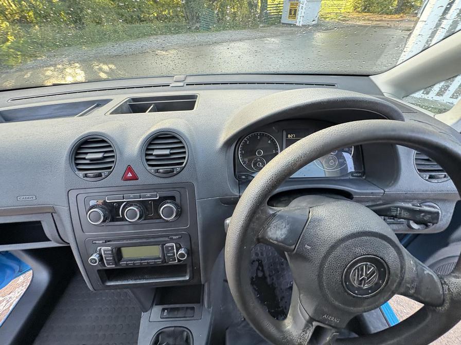 2011 Volkswagen Caddy MaxI Caddy Maxi C20 TDI – FG61DDZ
