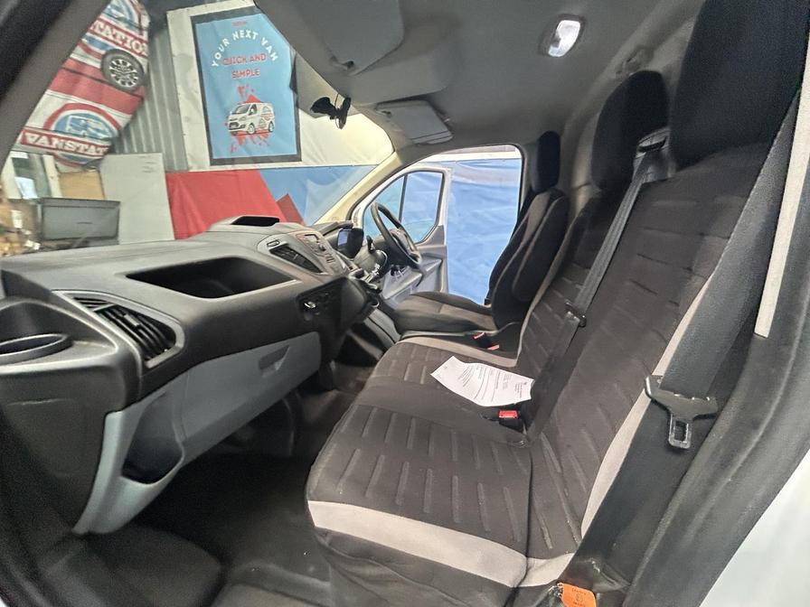 2014 Ford Transit Custom – Model: Transit Custom 270 E-Tech – CY14FMZ