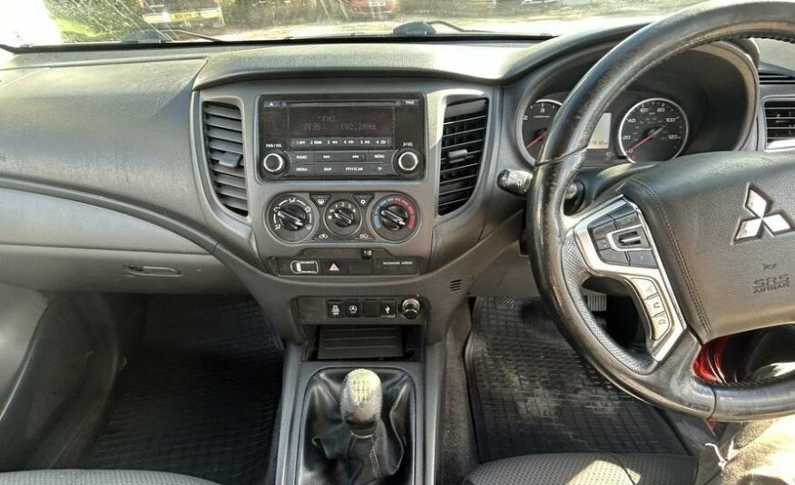 2019 Mitsubishi L200 L200 4Life DI-D – DY19OZV