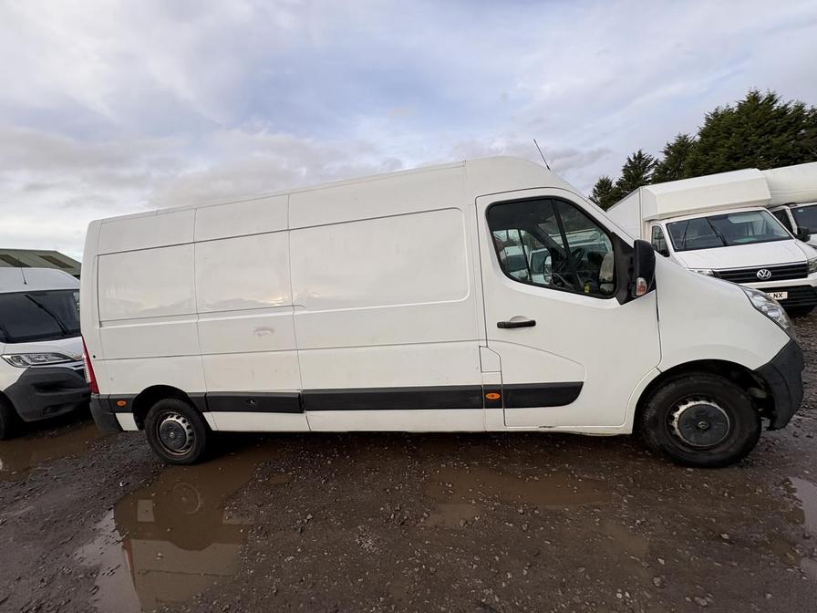 2015 Vauxhall Movano – Model: Movano F3500 L3H2 CDTI – DY65CFM