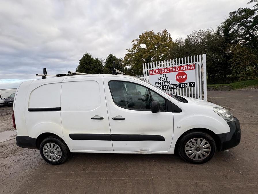 2017 Peugeot Partner – Model: Partner S L2 Blue HDi – MJ17XGZ