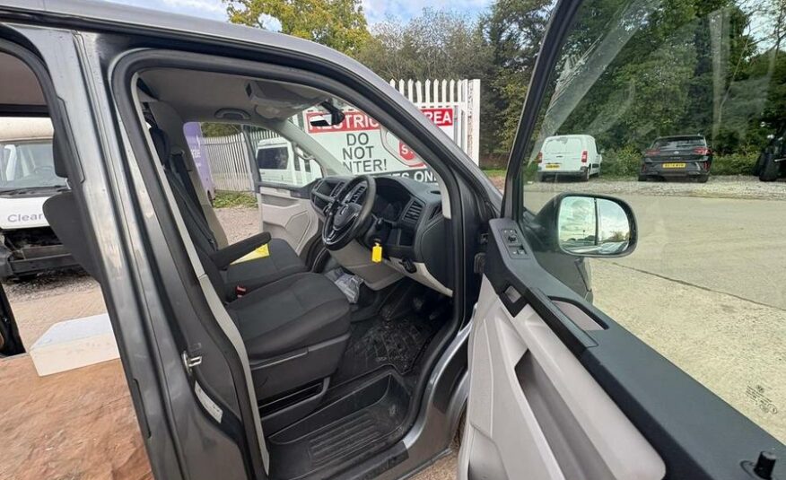 2018 Volkswagen Transporter Transporter T32 Highline TDI BlueMotion Technology 4Motion Semi-Auto – CY68GZK