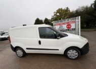 2016 Vauxhall Combo – Model: Combo 2000 L1H1 CDTi S/S ecoFLEX – EN16VSD
