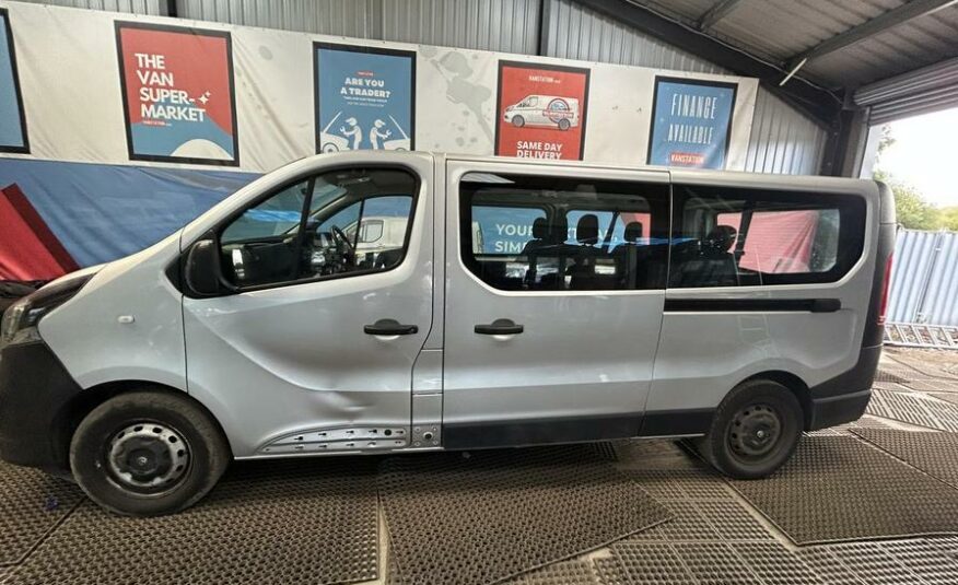 2017 Vauxhall Vivaro Combi Vivaro 2900 Combi CDTi Bi-T S/S – DY17YVN