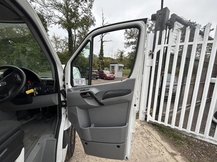 2016 Volkswagen Crafter – Model: Crafter CR35 TDI BlueMotion Technology – GV66GOJ