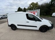 2017 Peugeot Partner Partner Professional L1 Blue HDi – NV66RZX
