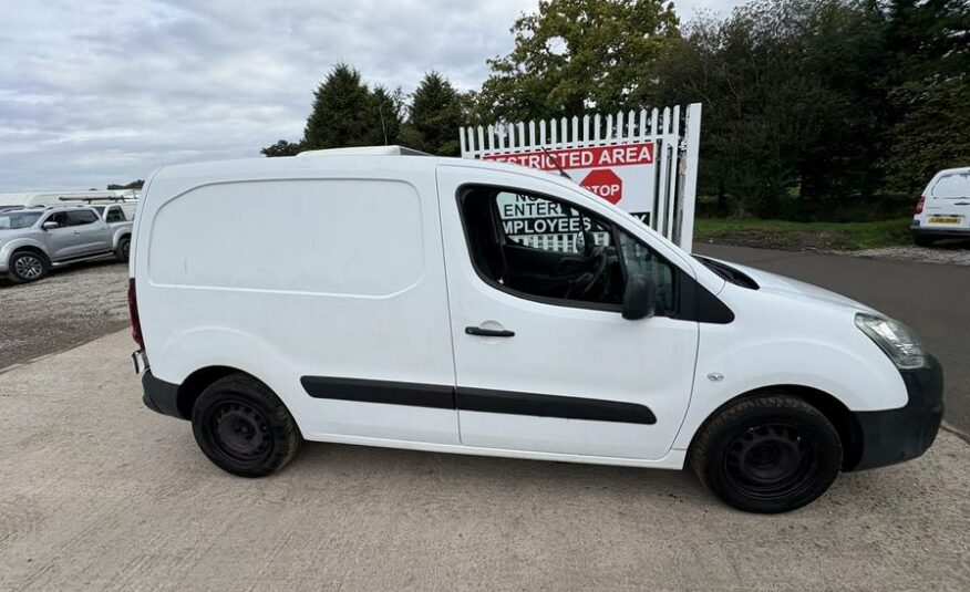 2017 Peugeot Partner Partner Professional L1 Blue HDi – NV66RZX