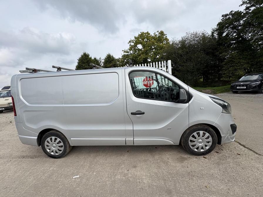 2015 Vauxhall Vivaro Vivaro 2700 Sportive CDTI – MV65WLB
