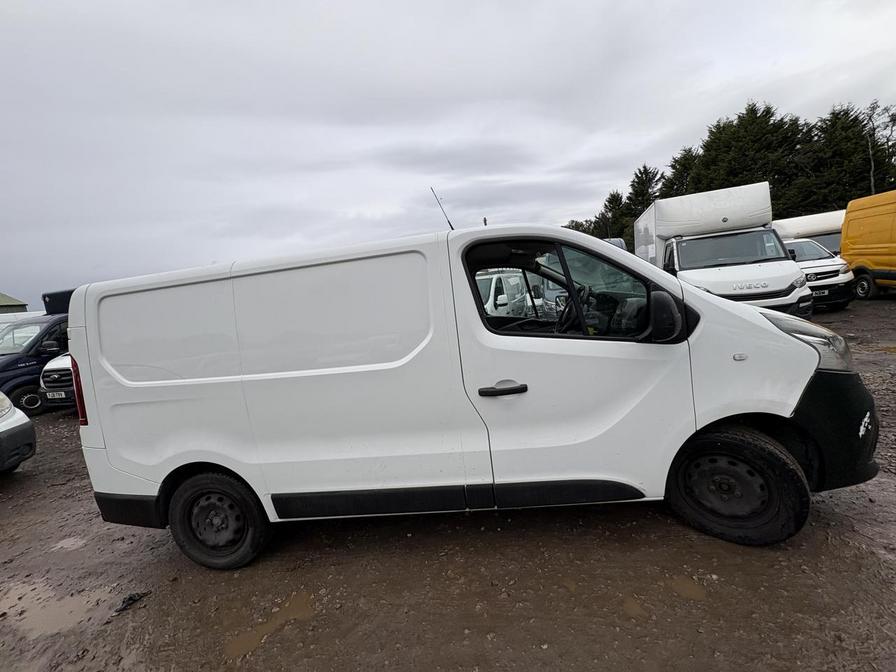 2015 Renault Trafic – Model: Trafic SL27 Business+ dCi – DS15WYP