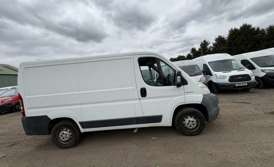 2009 Peugeot Boxer Boxer 330 SWB – KS09VHF
