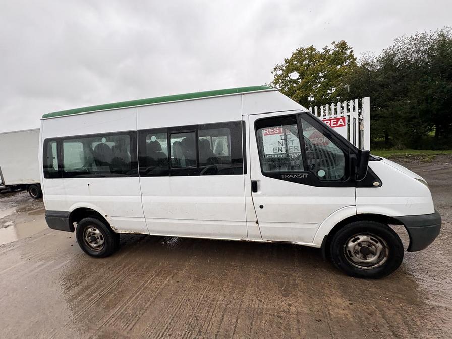 2008 Ford Transit Transit 100 15-Seat RWD – SJ08ZFL