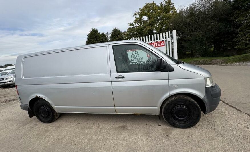 2007 Volkswagen Transporter Transporter T30 130 TDI LWB – CX57VXB