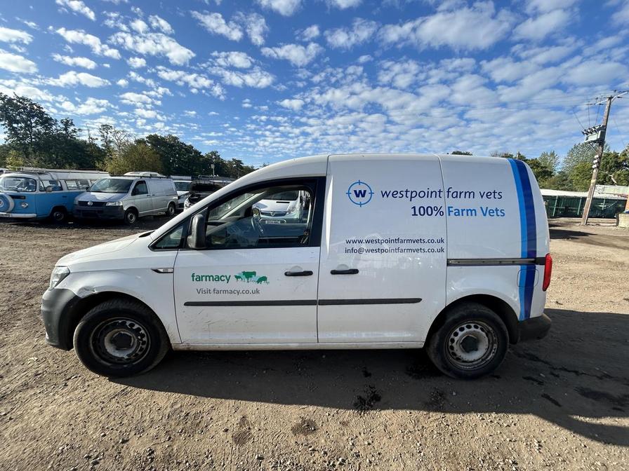 2016 Volkswagen Caddy Caddy C20+ Startline TDI – DX65XGJ