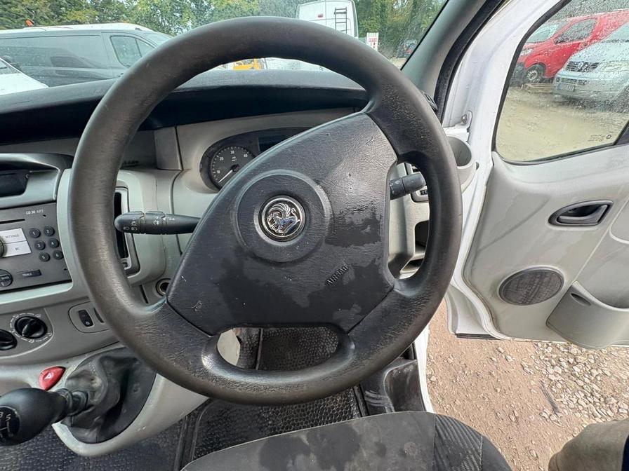 2007 Vauxhall Vivaro Vivaro 2700 CDTI SWB – YD57VWC