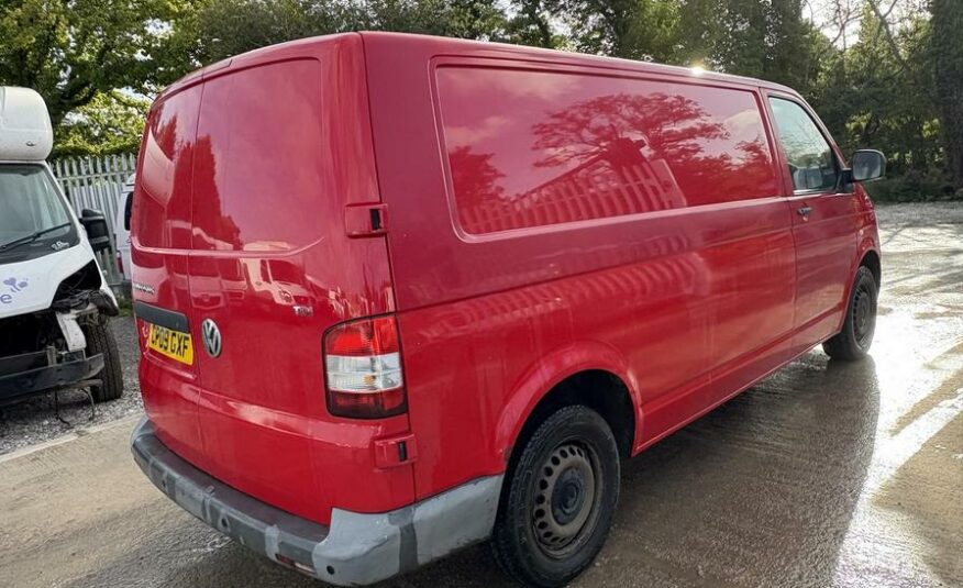2009 Volkswagen Transporter Transporter T30 130 TDI LWB – CP09GXF