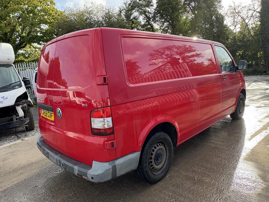 2009 Volkswagen Transporter Transporter T30 130 TDI LWB – CP09GXF