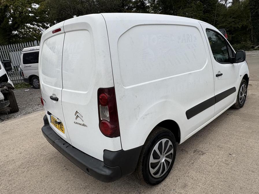 2018 Citroen Berlingo – Model: Berlingo 625 LX Blue HDi S/S – LD68YXE