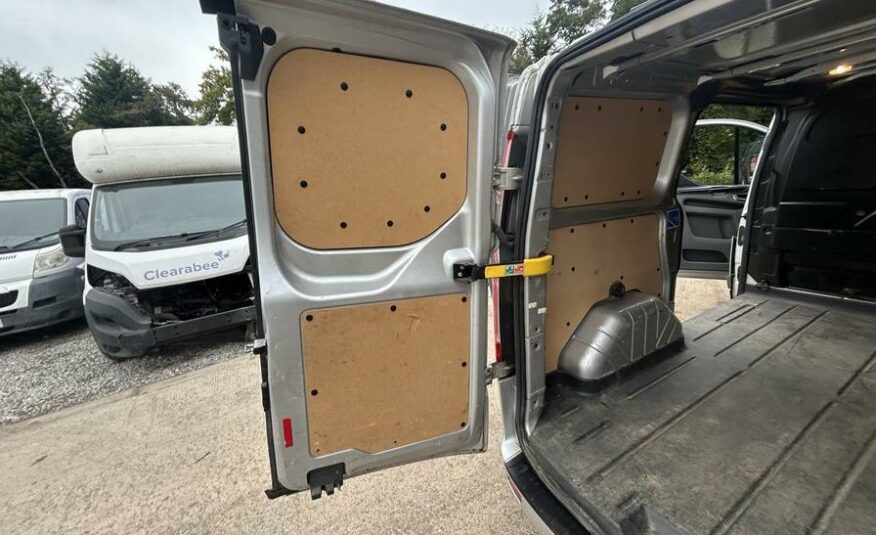 2019 Ford Transit Custom – Model: Transit Custom 300 Limited – BK19XYM