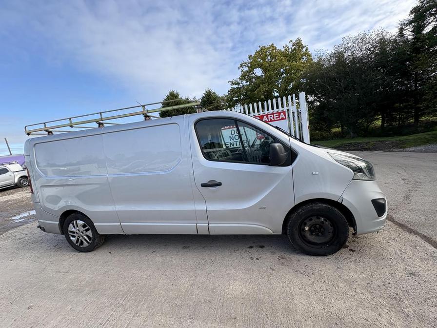 2016 Vauxhall Vivaro Vivaro 2900 Sportive Bi-T CDTi ecoFLEX S/S – NX66VFC