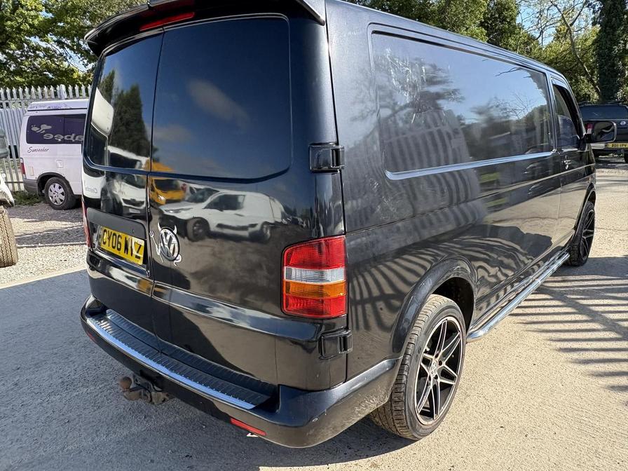 2006 Volkswagen Transporter Transporter T30 130 TDI LWB – CY06WVZ