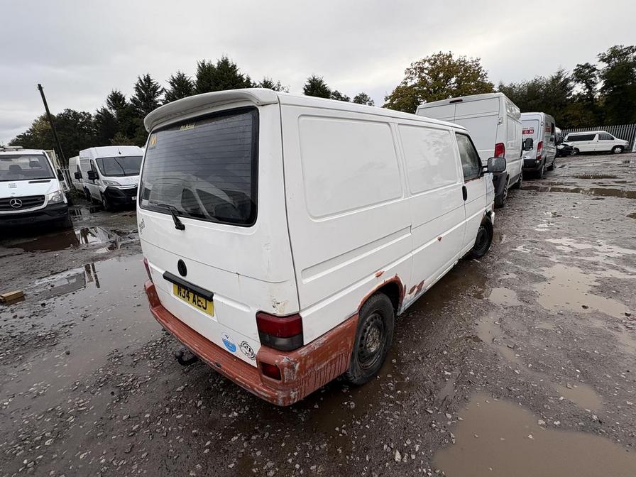 1995 Volkswagen Caravelle – Model: Transporter Caravelle – N34AEJ