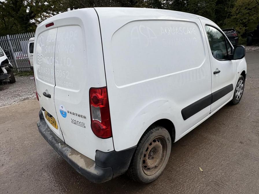 2011 Peugeot Partner – Model: Partner 625 Professional HDI – WL61EHV