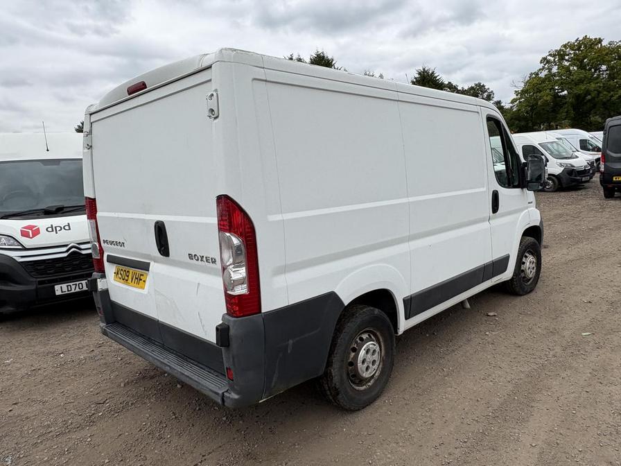 2009 Peugeot Boxer Boxer 330 SWB – KS09VHF