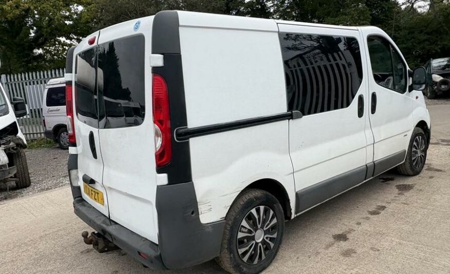 2011 Vauxhall Vivaro Vivaro  2900 CDTI SWB – YJ11FZT