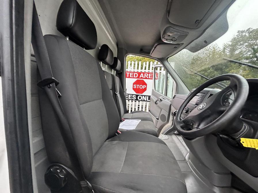 2016 Volkswagen Crafter – Model: Crafter CR35 TDI BlueMotion Technology – GV66GOJ