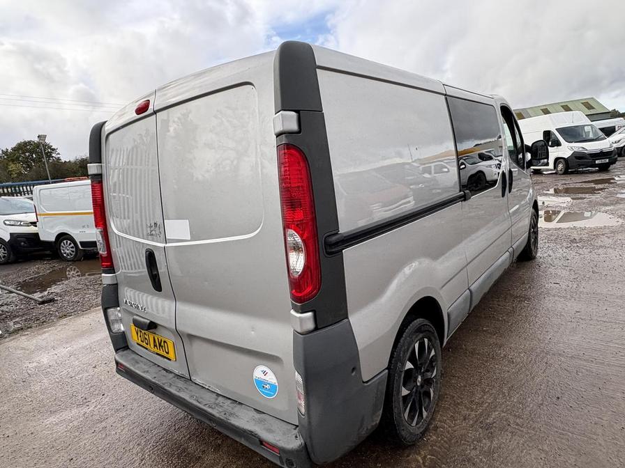 2011 Vauxhall Vivaro – Model: Vivaro 2900 CDTi Semi-Auto LWB – YD61AKO