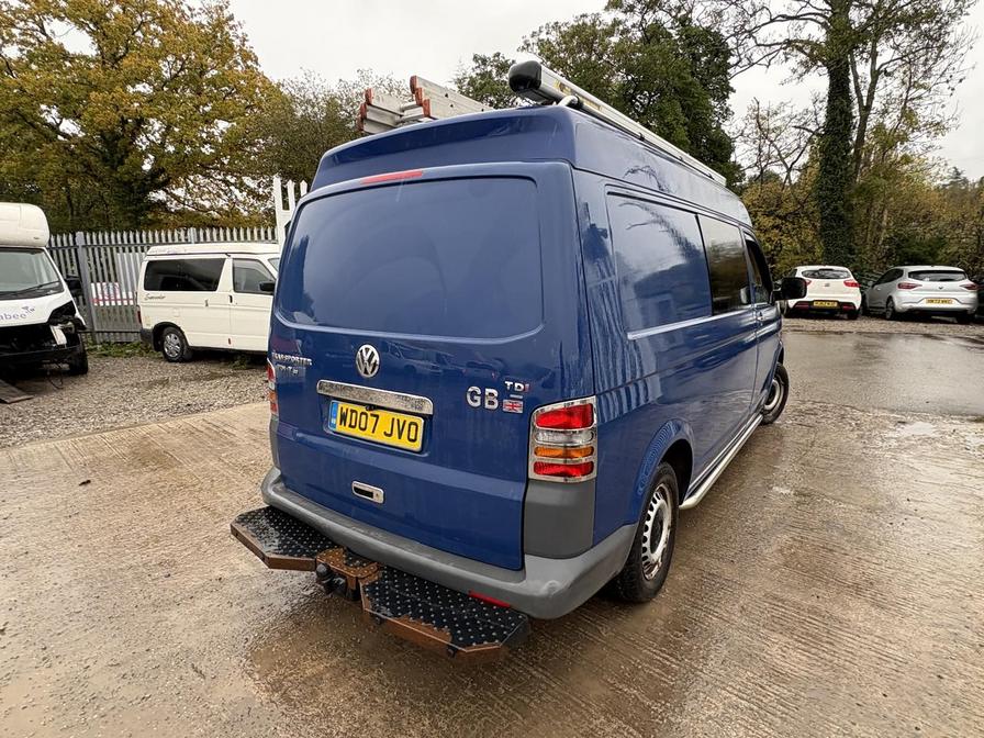 2007 Volkswagen Transporter – Model: Transporter T32 102 TDI LWB – WD07JVO