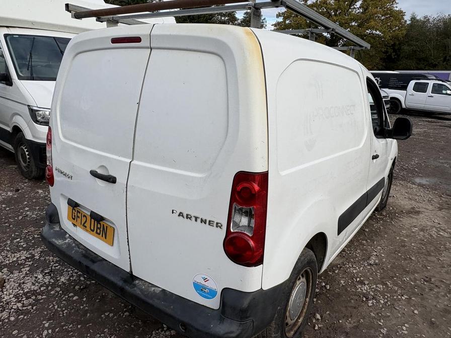 2012 Peugeot Partner – Model: Partner 850 S L1 HDi – GF12UBN