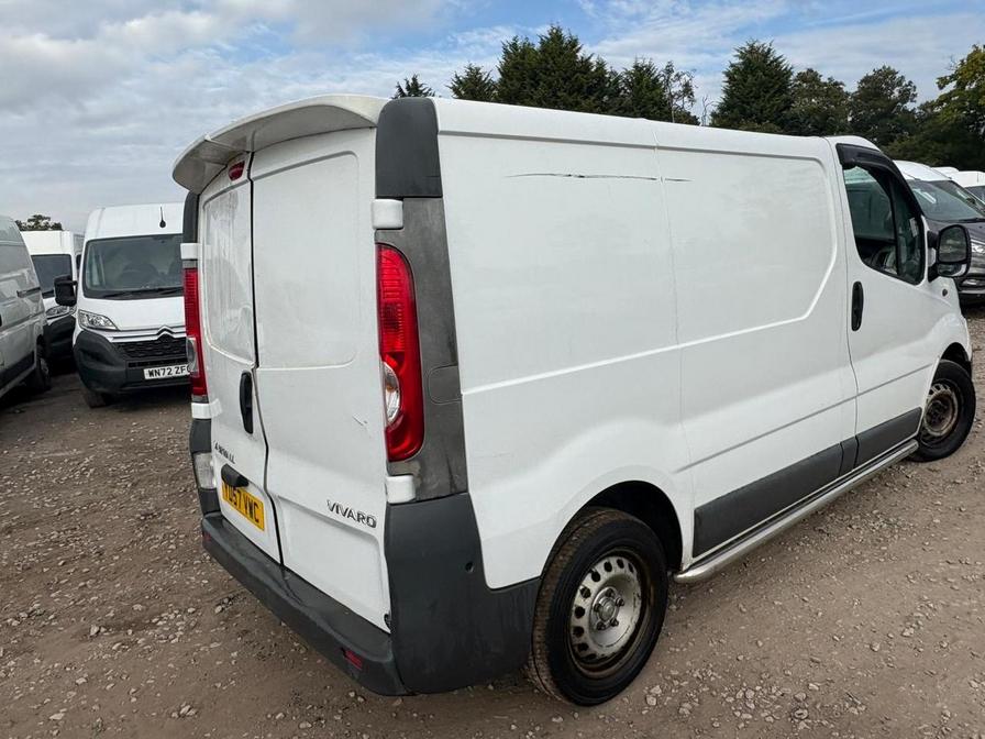 2007 Vauxhall Vivaro Vivaro 2700 CDTI SWB – YD57VWC