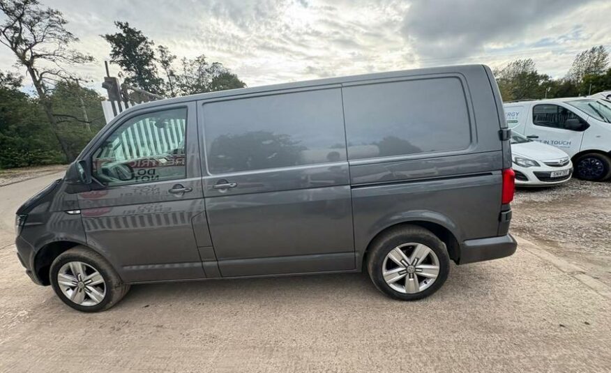 2018 Volkswagen Transporter Transporter T32 Highline TDI BlueMotion Technology 4Motion Semi-Auto – CY68GZK
