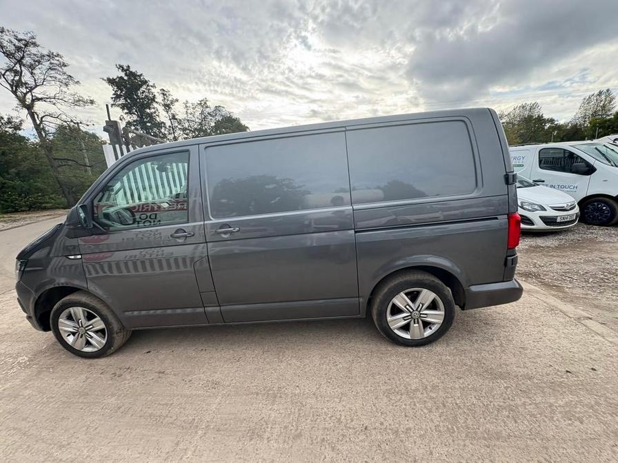 2018 Volkswagen Transporter Transporter T32 Highline TDI BlueMotion Technology 4Motion Semi-Auto – CY68GZK