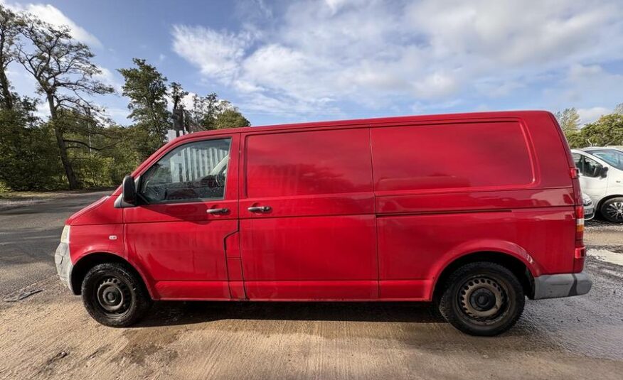 2009 Volkswagen Transporter Transporter T30 130 TDI LWB – CP09GXF