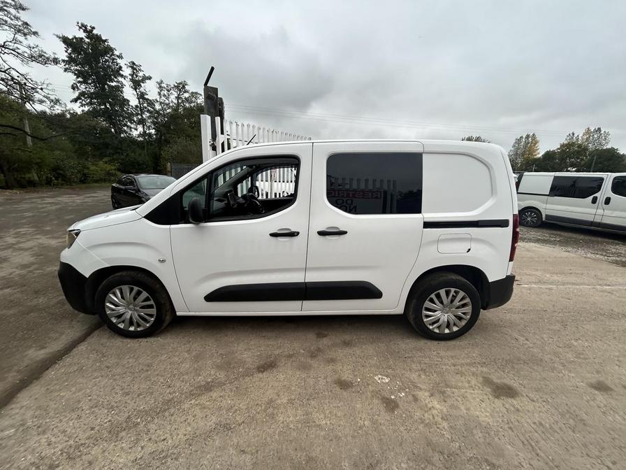 2021 Peugeot Partner – Model: Partner Professional L1 Blue HDi – NV70KLS