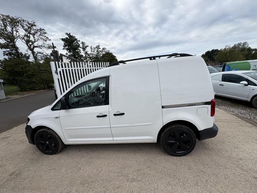 2017 Volkswagen Caddy Caddy C20 Startline TDI – GD67DJO/Y26DLP