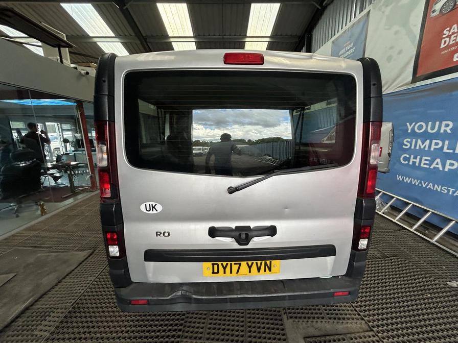 2017 Vauxhall Vivaro Combi Vivaro 2900 Combi CDTi Bi-T S/S – DY17YVN