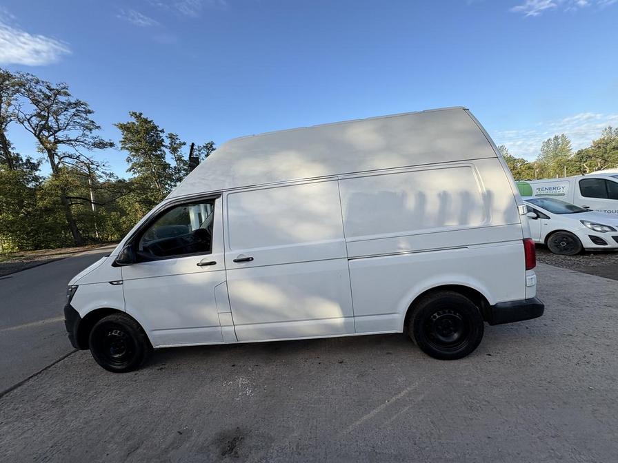 2017 Volkswagen Transporter Transporter T32 Startline TDI BlueMotion Technology 4Motion – FE17EEO