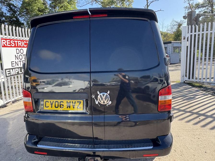 2006 Volkswagen Transporter Transporter T30 130 TDI LWB – CY06WVZ