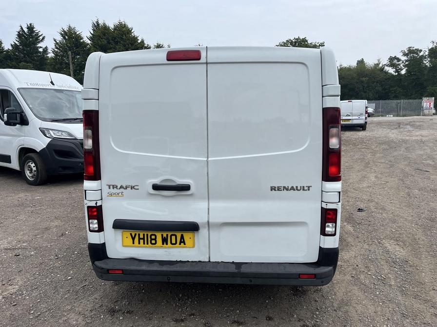 2018 Renault Trafic Trafic SL27 Sport Nav Energy dCi – YH18WOA
