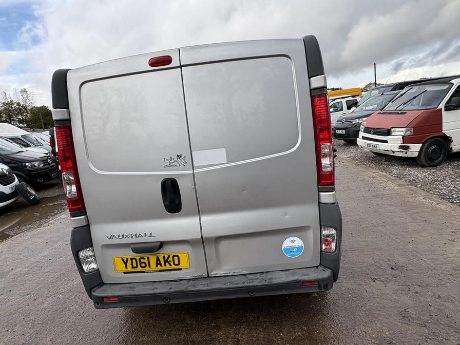 2011 Vauxhall Vivaro – Model: Vivaro 2900 CDTi Semi-Auto LWB – YD61AKO