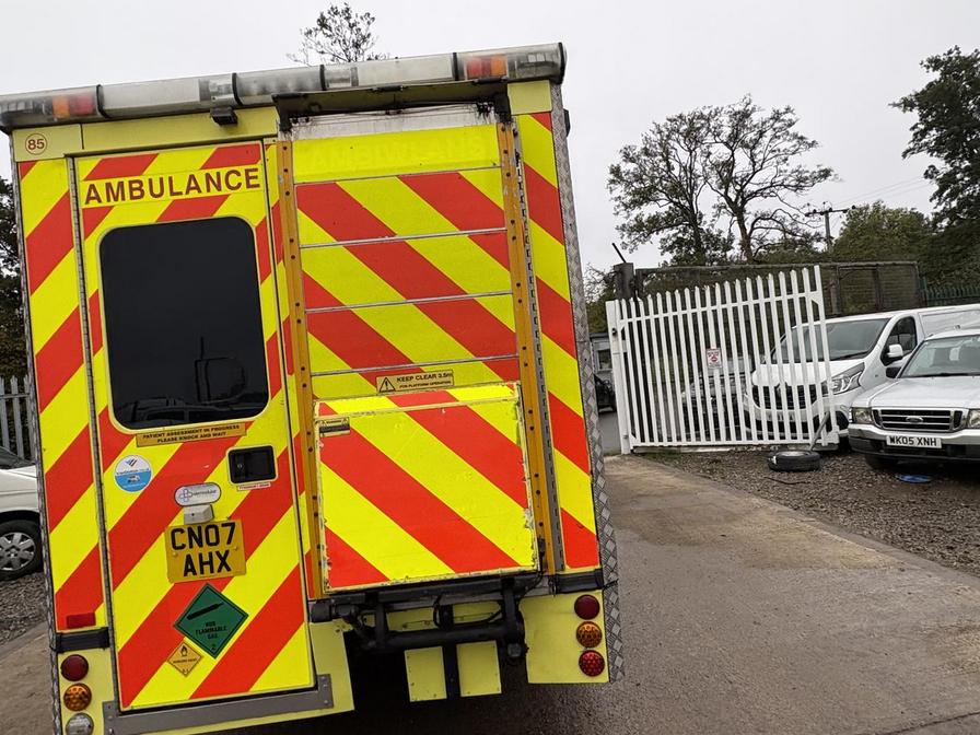 2007 Mercedes-Benz Sprinter – Model: Sprinter 515 CDi MWB – CN07AHX