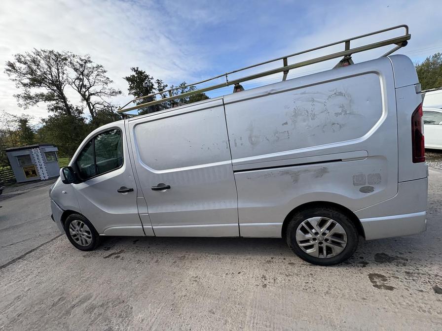 2016 Vauxhall Vivaro Vivaro 2900 Sportive Bi-T CDTi ecoFLEX S/S – NX66VFC